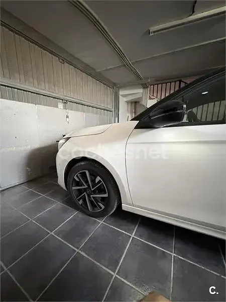 Usado Opel Corsa 100 CV (73 kW) 2024 Blanco Utilitario