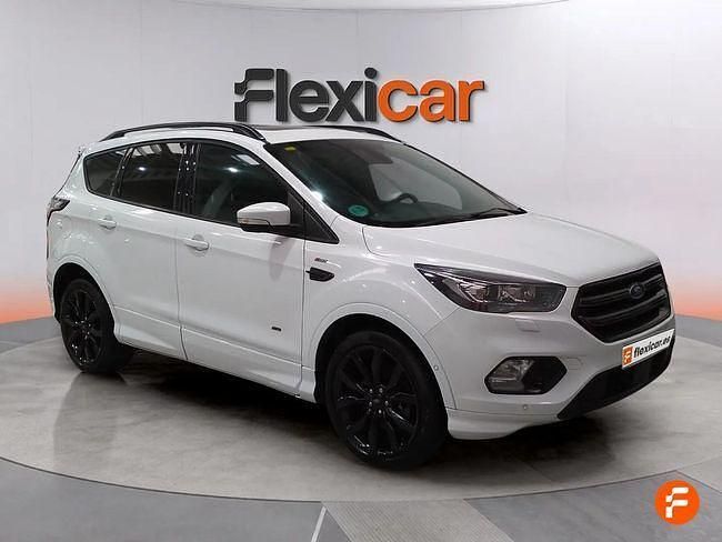 Usado Ford Kuga ST-Line 180 CV (132 kW) 2017 Blanco SUV