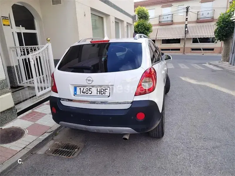 Usado Opel Antara Energy 127 CV (93 kW) 2011 Blanco SUV