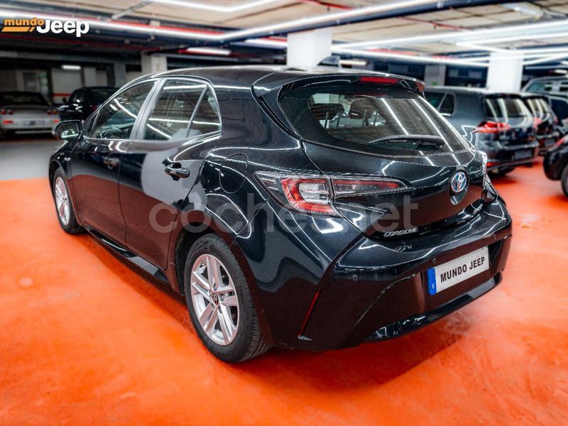 Usado Toyota Corolla Active 122 CV (89 kW) 2019 Negro Berlina