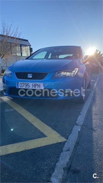 Usado Seat Leon SC Style 122 CV (89 kW) 2013 Azul Utilitario