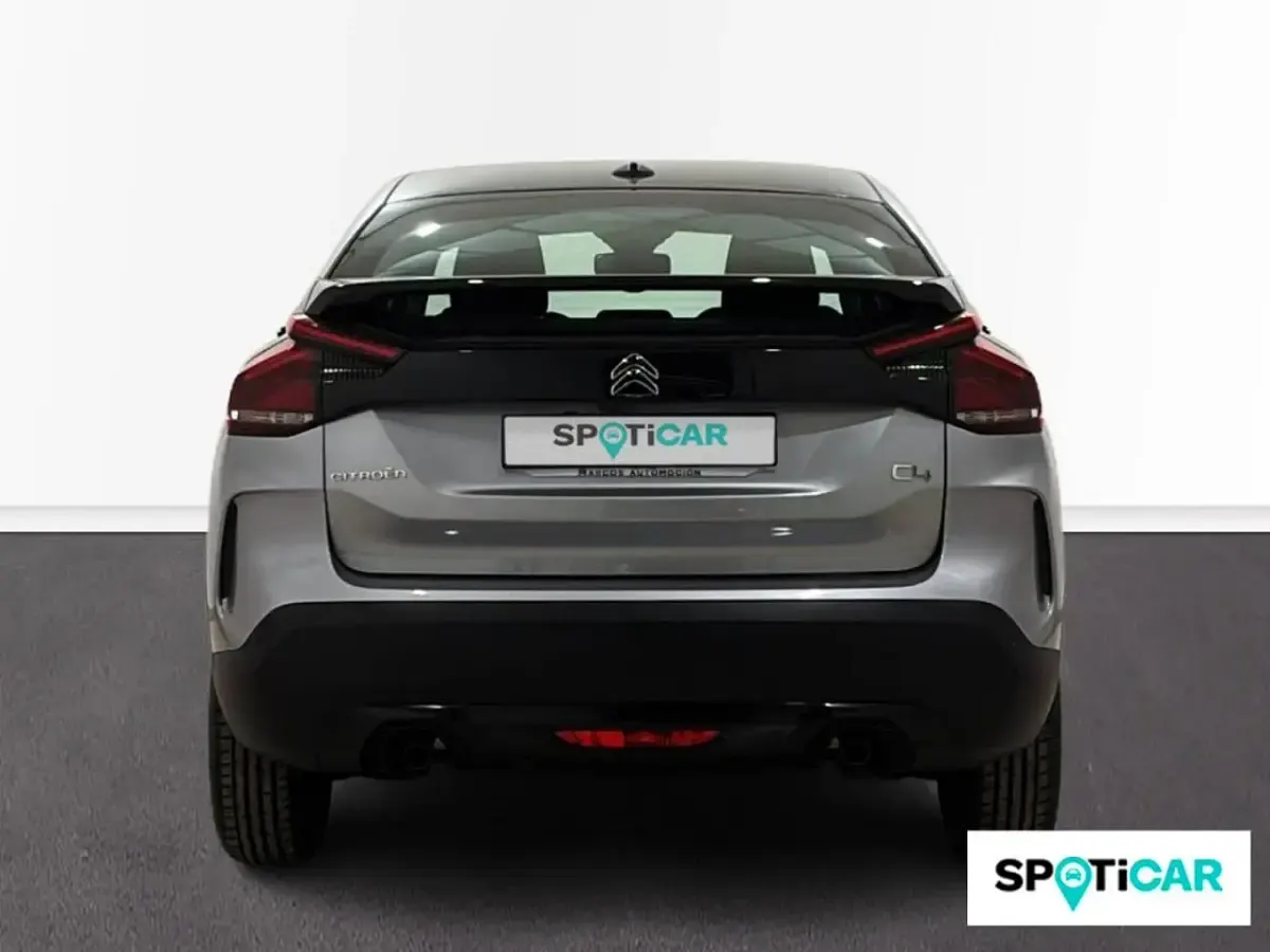Begagnad Citroën C4 Feel 130 HK (95 kW) 2021 Grå Sedan
