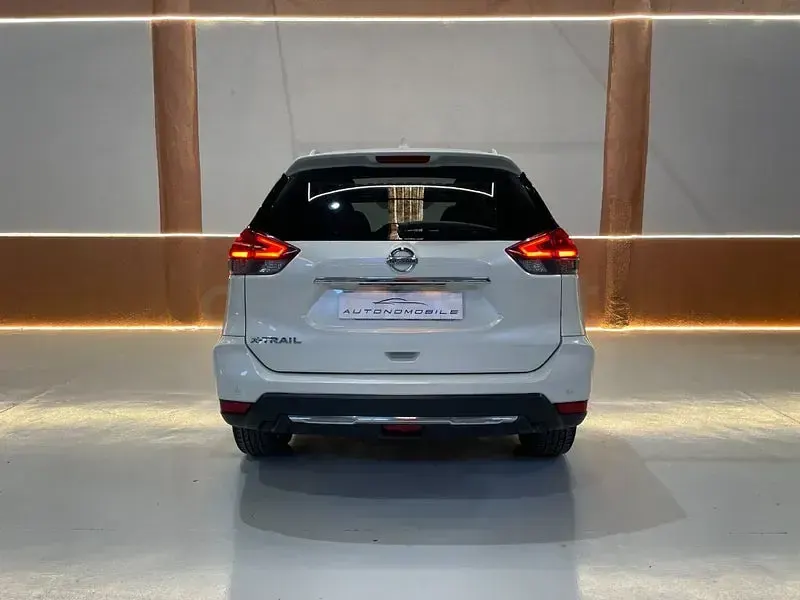 Usado Nissan X-Trail Tekna 163 CV (119 kW) 2018 Blanco SUV