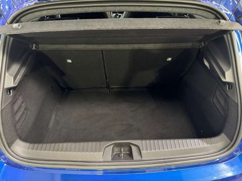 Usado Renault Clio V Techno 91 CV (66 kW) 2023 Azul Utilitario