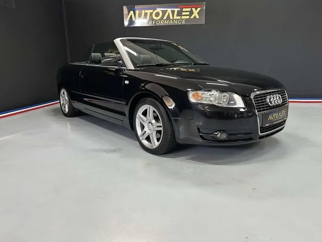 Usado Audi Cabriolet 140 CV (102 kW) 2007 Negro Descapotable