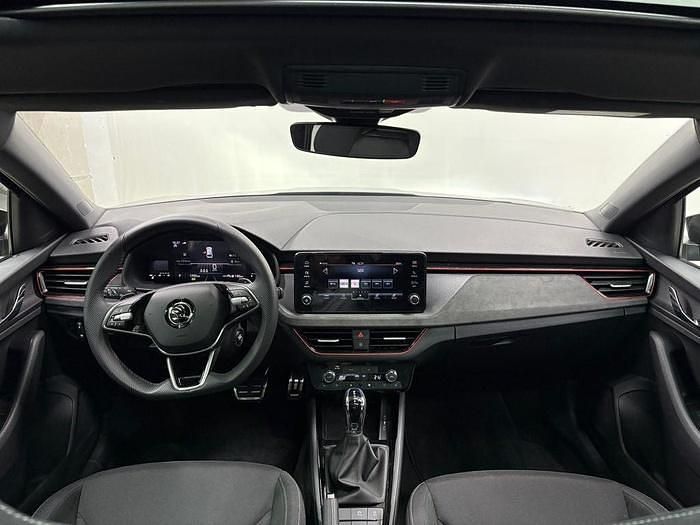 Nuevo Skoda Scala 115 CV (84 kW) 2025 Negro Utilitario