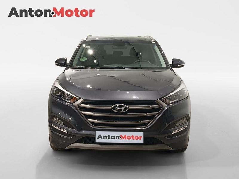Usado Hyundai Tucson 131 CV (96 kW) 2017 Gris / plata SUV