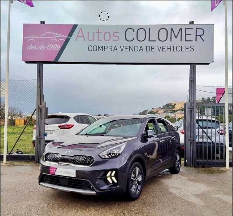 Usado Kia Niro 141 CV (103 kW) 2021 Gris SUV
