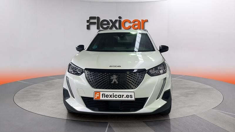 Usado Peugeot 2008 Allure 101 CV (74 kW) 2023 Blanco SUV