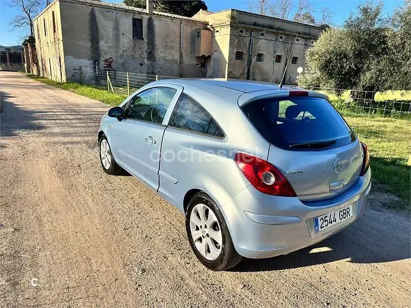 Usado Opel Corsa Enjoy 80 CV (58 kW) 2008 Azul Utilitario