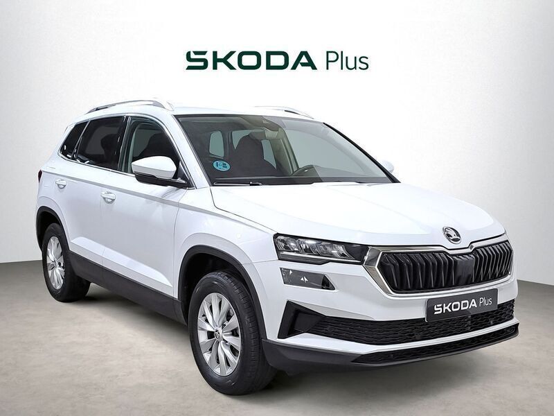 Blanco Usado 2024 Skoda Karoq Ambition SUV | 26.490 € (Un poco caro) - Imagen 1/4