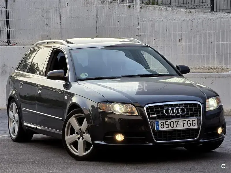 Usado Audi A4 S-Line 170 CV (125 kW) 2007 Negro Familiar
