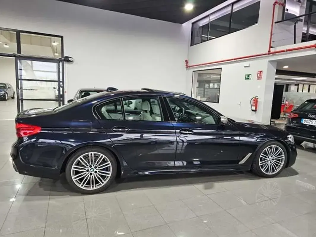 Usado BMW M550 462 CV (339 kW) 2017 Azul Berlina