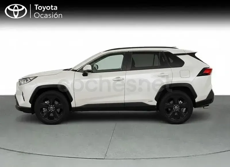 Usado Toyota RAV4 Hybrid Style 222 CV (163 kW) 2021 Blanco SUV