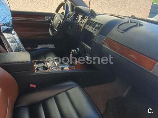 Usado VW Touareg 313 CV (230 kW) 2004 Negro SUV