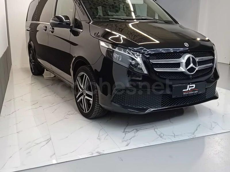 Usado Mercedes V300 Avantgarde 239 CV (175 kW) 2022 Negro Monovolumen