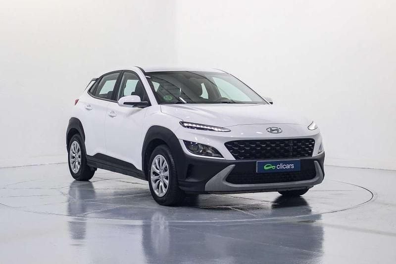 Usado Hyundai Kona 120 HP (88 kW) 2022 Branco SUV