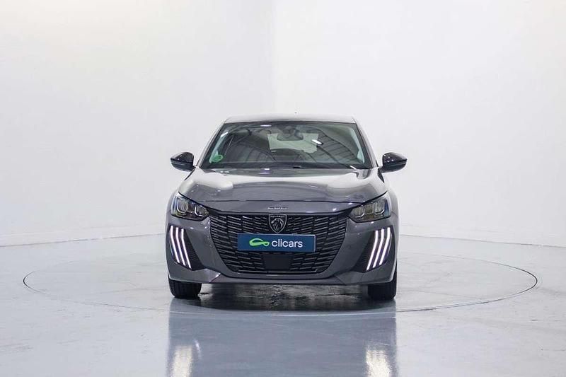 Usado Peugeot 208 Allure 102 CV (75 kW) 2025 Gris Utilitario