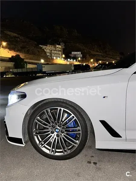 Usado BMW M550 Comfort Edition 462 CV (339 kW) 2017 Blanco Berlina
