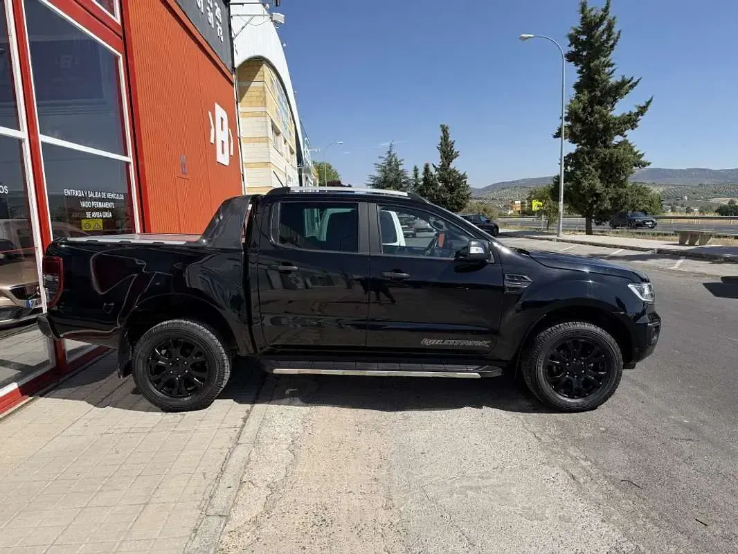 Usado Ford Ranger Wildtrack 213 CV (156 kW) 2021 Negro Pickup/Camioneta