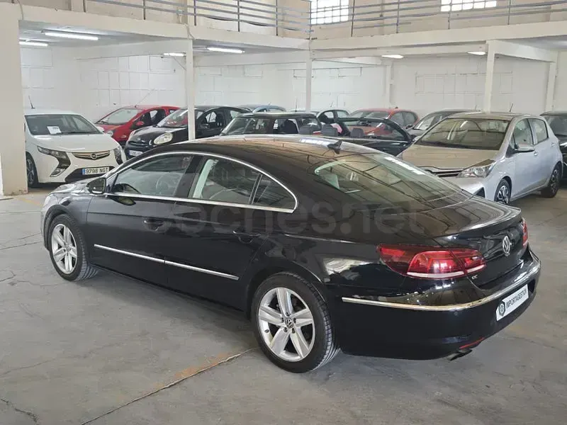 Usado VW CC 160 CV (117 kW) 2012 Negro Berlina