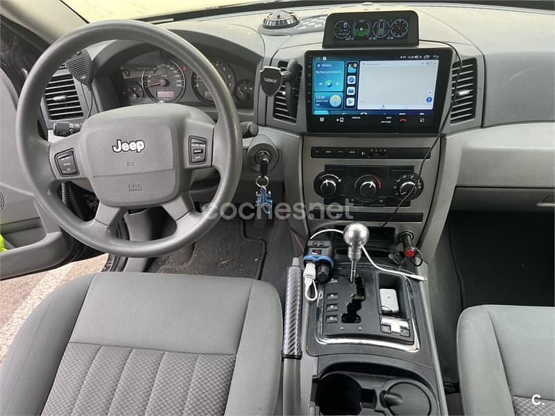Negro Usado 2005 Jeep Grand Cherokee Laredo SUV | 7600 € (Precio justo) - Imagen 1/4