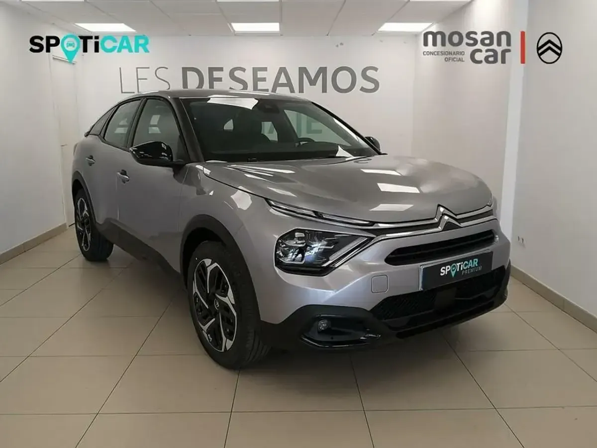 Begagnad Citroën C4 PureTech 131 HK (96 kW) 2024 Grå Sedan