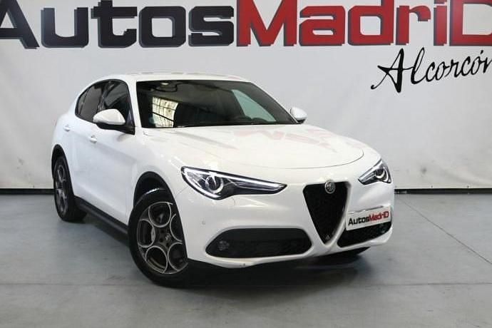 Blanco Usado 2019 Alfa Romeo Stelvio Executive SUV | 20.490 € (Super precio) - Imagen 1/4