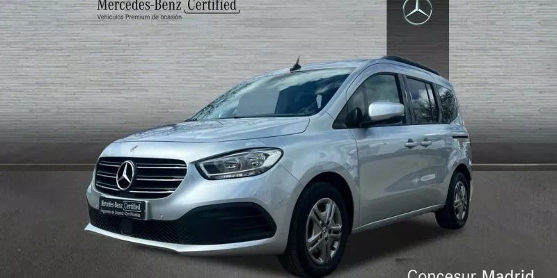 Plata Usado 2024 Mercedes 180 Berlina | 25.619 € (Precio justo) - Imagen 1/4