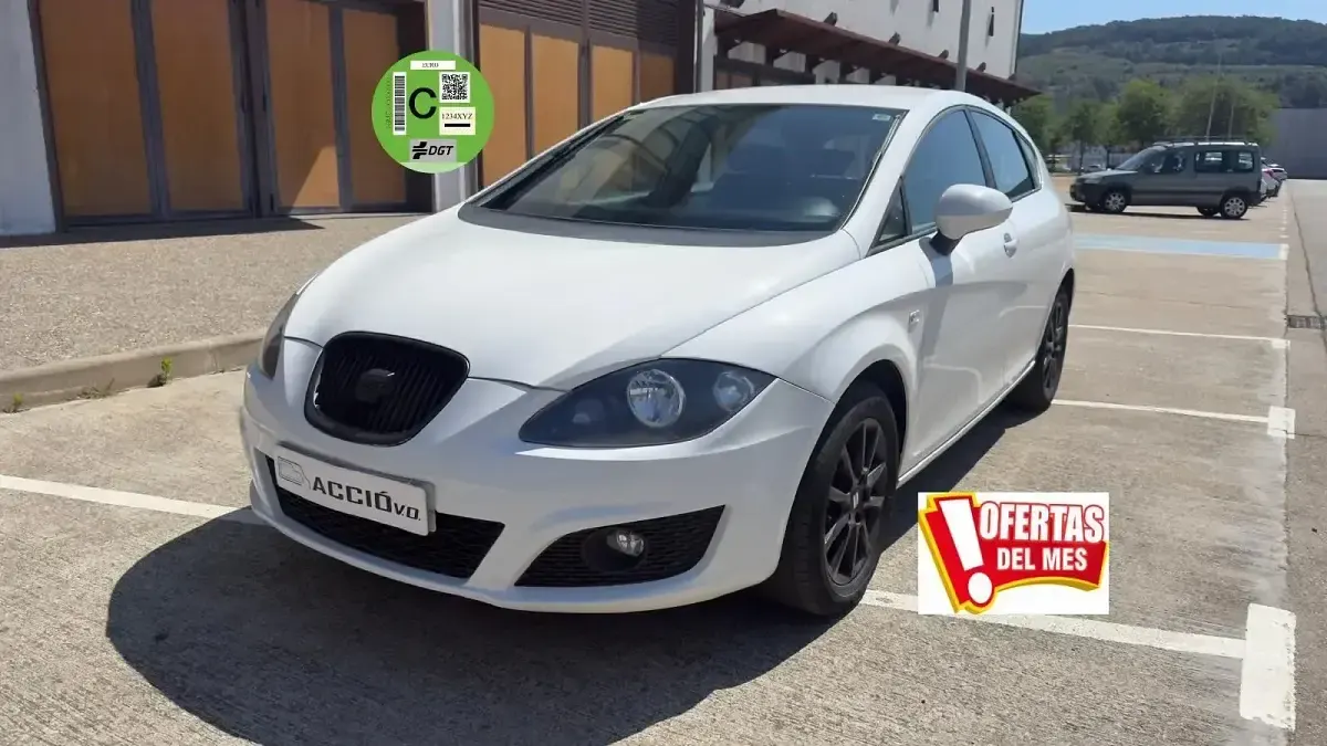 Begagnad Seat Leon Reference 105 HK (77 kW) 2012