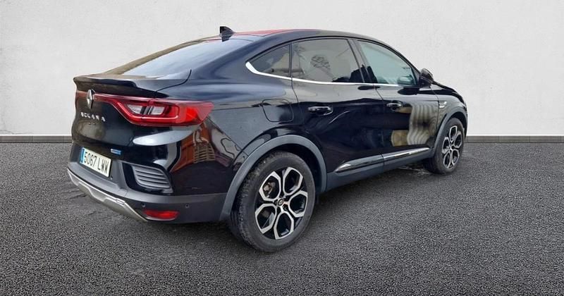 Usado Renault Arkana Zen 145 CV (106 kW) 2022 SUV
