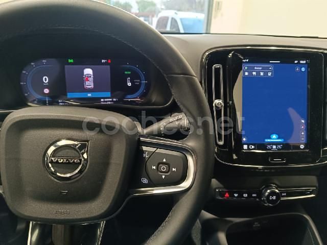 Usado Volvo XC40 Plus 300 kW (408 CV) 2022 Todoterreno SUV
