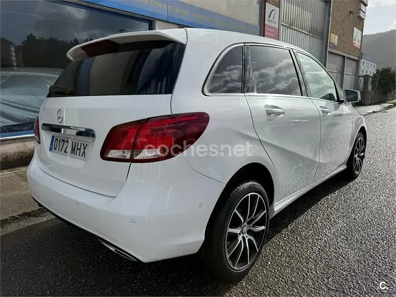 Usado Mercedes B220 177 CV (130 kW) 2018 Blanco Utilitario