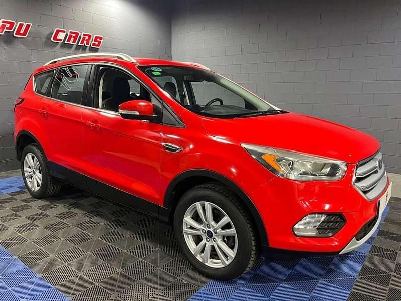 Rojo Usado 2017 Ford Kuga Trend SUV | 12.950 € (Precio justo) - Imagen 1/4
