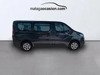 Usado Renault Trafic 110 CV (80 kW) 2025 Gris Monovolumen
