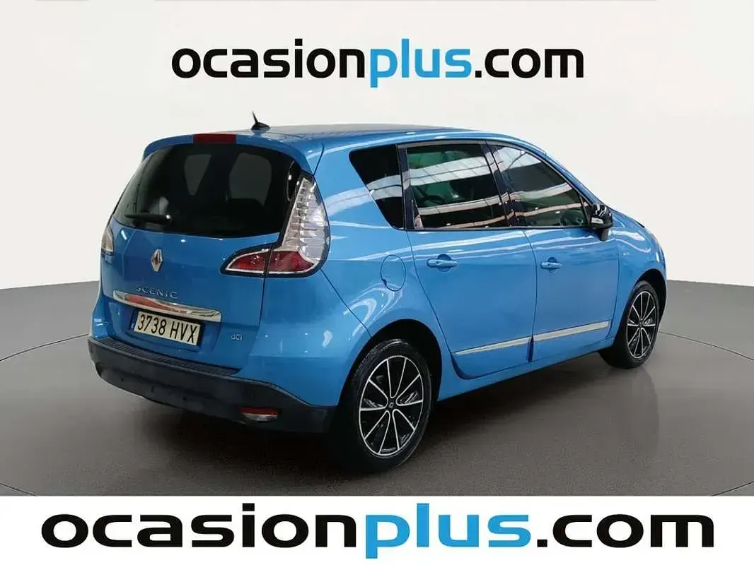Usado Renault Scénic III Bose Edition 131 CV (96 kW) 2014 Azul Monovolumen