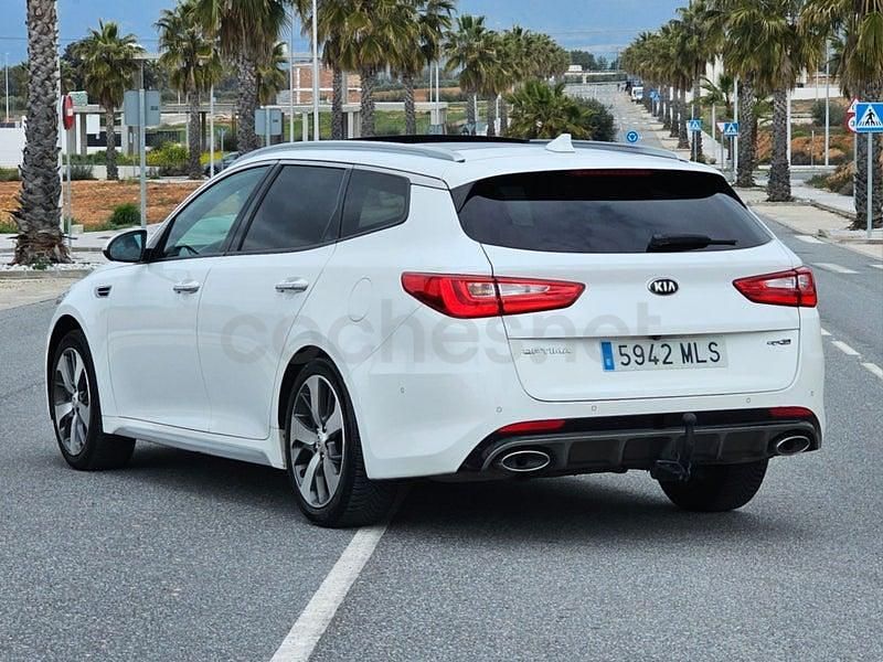 Usado Kia Optima GT-Line 141 CV (103 kW) 2018 Blanco Familiar