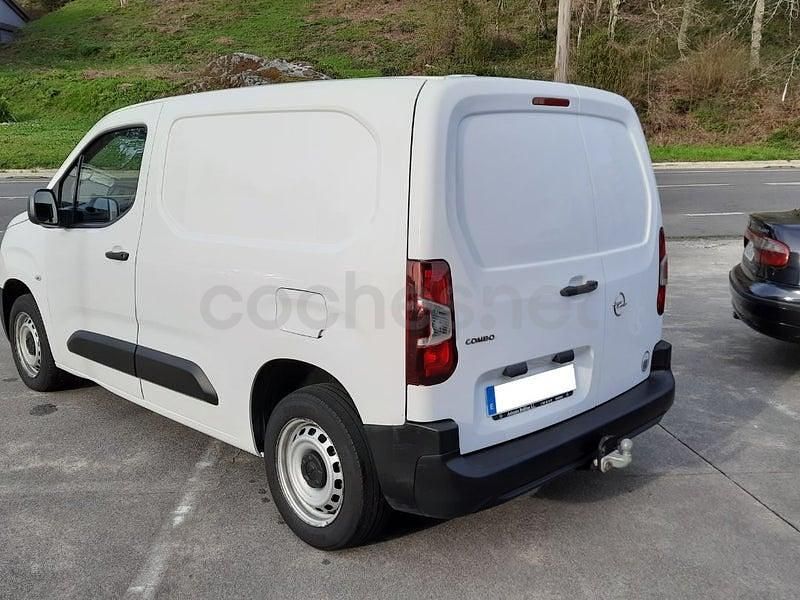 Usado Opel Combo Life Edition 102 CV (75 kW) 2021 Blanco Monovolumen