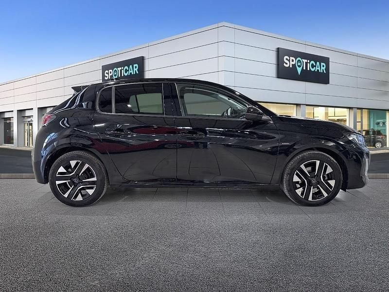 Usado Peugeot 208 Allure 101 CV (74 kW) 2025 Negro Utilitario