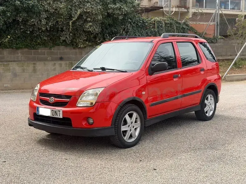 Usado Suzuki Ignis 99 CV (72 kW) 2005 Rojo Utilitario