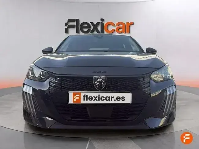 Usado Peugeot 208 Allure 100 CV (73 kW) 2025 Negro Utilitario