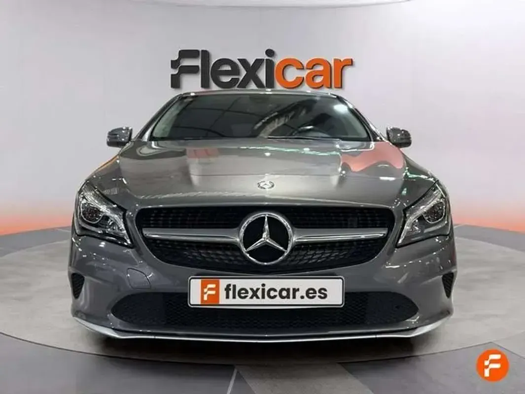 Occasion Mercedes CLA200 Shooting Brake 136 PK (100 kW) 2017 Grijs Stationwagen