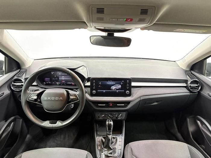 Usado Skoda Fabia Selection 115 CV (84 kW) 2025 Gris Utilitario