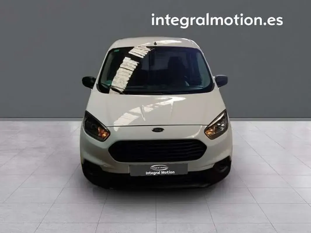 Usado Ford Transit Trend 75 CV (55 kW) 2019 Blanco Van