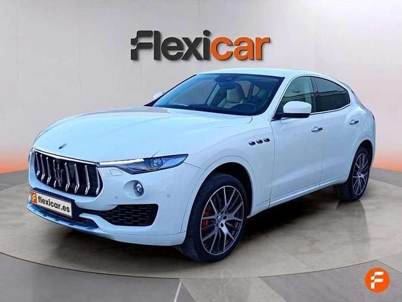 Usado Maserati Levante 275 CV (202 kW) 2017 Blanco SUV