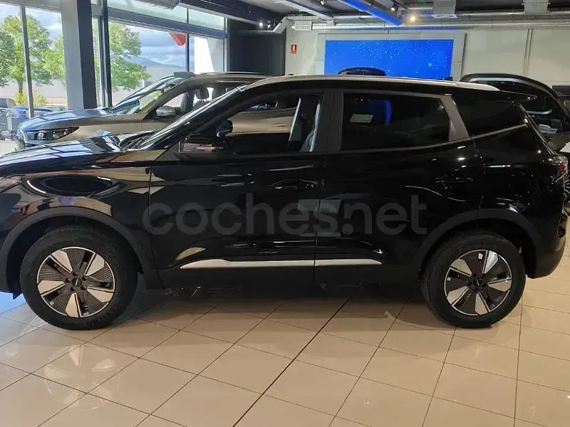 Nuevo Ebro s400 211 CV (155 kW) 2026 Negro SUV