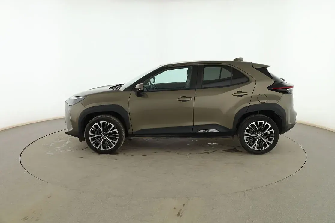 Usado Toyota Yaris Cross Style 116 CV (85 kW) 2021 Verde SUV