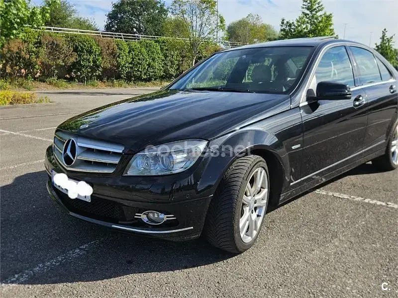 Usado Mercedes C250 Elegance 204 CV (150 kW) 2009 Negro Berlina