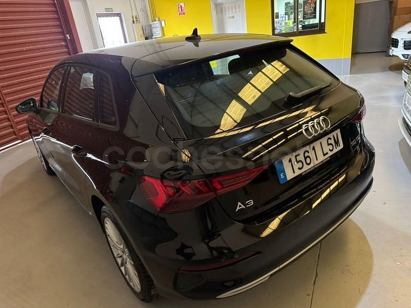 Usado Audi A3 116 CV (85 kW) 2021 Negro Berlina