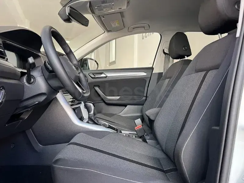 Usado VW T-Roc Life 150 CV (110 kW) 2024 Blanco SUV